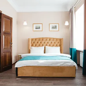 3* Мини-отель Live.here.hotel